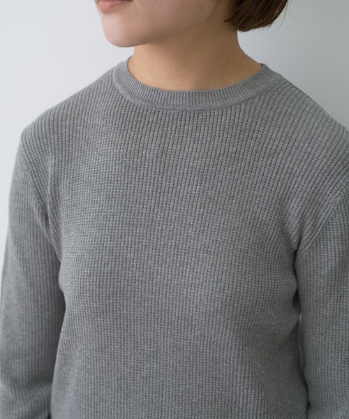 PUAL CE CIN(ピュアルセシン)の「ワッフルニットプルオーバー(Tシャツ/カットソー・レディース・グレイッシュベージュ/グレー/ブラック/オレンジ・FREE)」の21枚目の写真