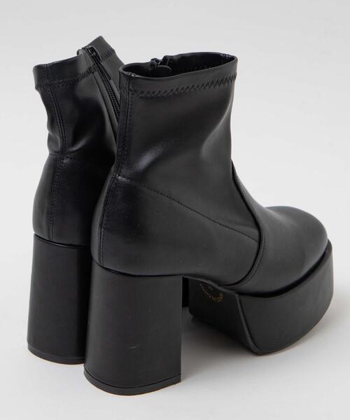 WEGO(ウィゴー)の「WEGO/ストーム付きストレッチショートブーツ(ブーツ・レディース・オフホワイト/ブラック・MEDIUM/LARGE)」の7枚目の写真