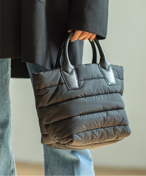 OPAQUE.CLIP（オペークドットクリップ）の「◆【2WAY】ボーダーキルティングミドルトート（トートバッグ・レディース・ダークブラウン系/ブラック/ライトベージュ・00）」の2枚目の写真