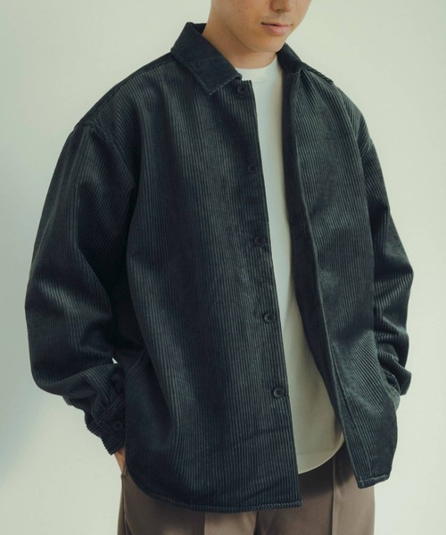 ITEMS URBANRESEARCH（アイテムズ アーバンリサーチ）の「裏フリース ボンディングコーデュロイシャツ（シャツ/ブラウス・メンズ・ブラック/ブラウン/カーキ・LARGE/MEDIUM）」の3枚目の写真