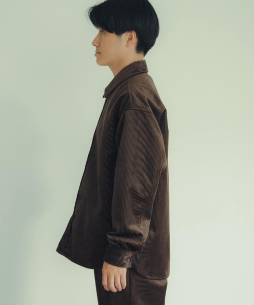 ITEMS URBANRESEARCH（アイテムズ アーバンリサーチ）の「裏フリース ボンディングコーデュロイシャツ（シャツ/ブラウス・メンズ・ブラック/ブラウン/カーキ・LARGE/MEDIUM）」の16枚目の写真