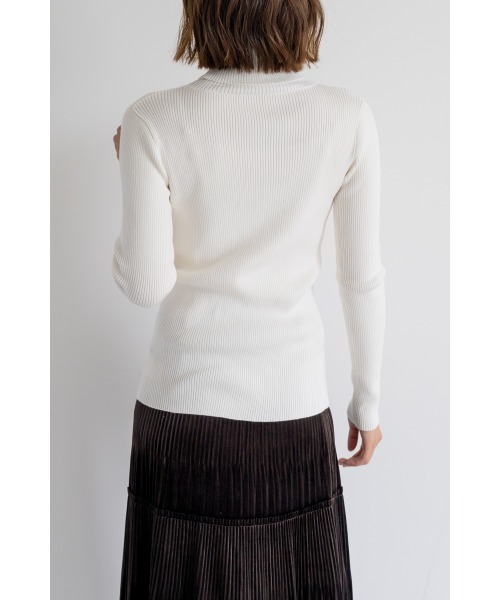 M.deux（エムドゥ）の「●ベーシックタートルニット●（ニット/セーター・レディース・ライトグレー/レッド/ブラック/グリーン/マスタード/オフホワイト/その他・MEDIUM）」の12枚目の写真