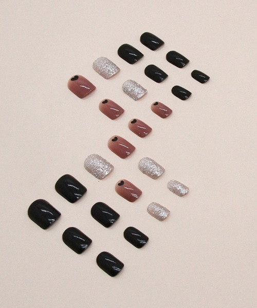 Doux Belle（ドゥーベル）の「ジェルネイルチップ（ネイルシール/ネイルチップ・レディース・D/B/J/F/C/E/H/G/I/A/K・FREE）」の22枚目の写真