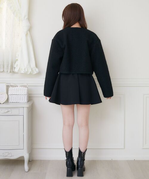 ems excite（エムズエキサイト）の「ビジュー釦JK（ノーカラージャケット・レディース・ナチュラル/ブラック・FREE）」の6枚目の写真