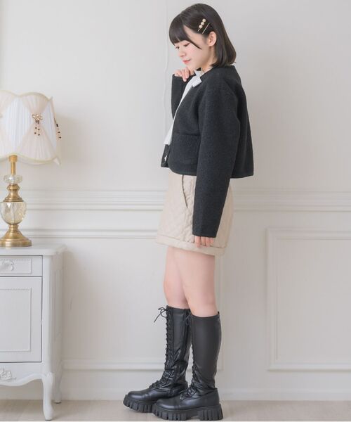 ems excite（エムズエキサイト）の「ビジュー釦JK（ノーカラージャケット・レディース・ナチュラル/ブラック・FREE）」の8枚目の写真