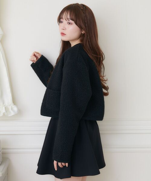 ems excite（エムズエキサイト）の「ビジュー釦JK（ノーカラージャケット・レディース・ナチュラル/ブラック・FREE）」の11枚目の写真