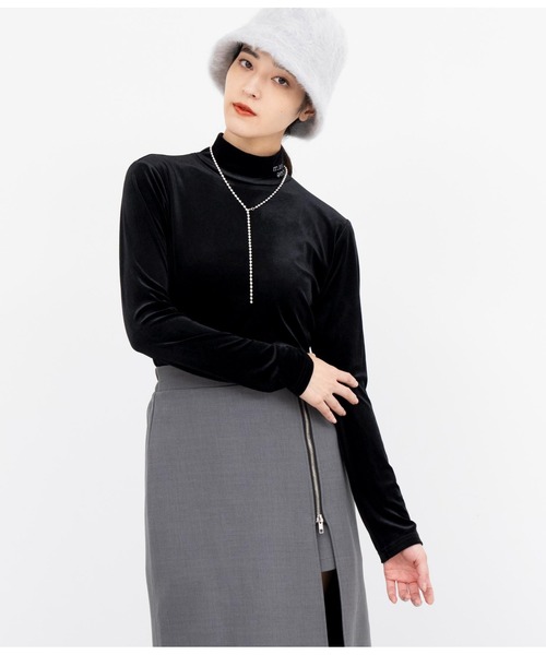 ANAP（アナップ）の「刺繍ベロアハイネックトップス長袖（Tシャツ/カットソー・レディース・ブラック/ブルー/ピンク/オフホワイト・FREE）」の10枚目の写真