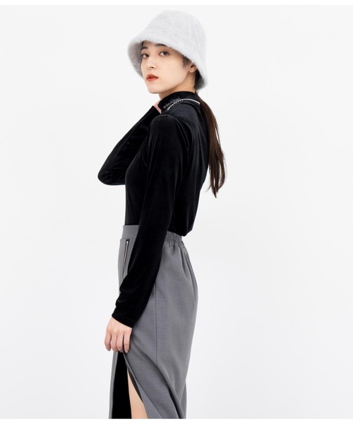 ANAP（アナップ）の「刺繍ベロアハイネックトップス長袖（Tシャツ/カットソー・レディース・ブラック/ブルー/ピンク/オフホワイト・FREE）」の12枚目の写真