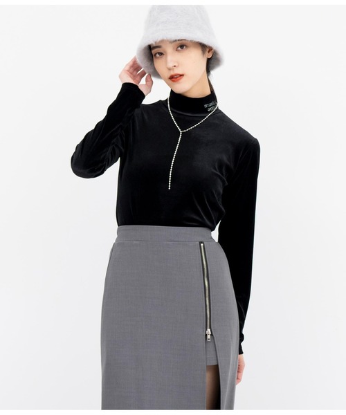 ANAP（アナップ）の「刺繍ベロアハイネックトップス長袖（Tシャツ/カットソー・レディース・ブラック/ブルー/ピンク/オフホワイト・FREE）」の9枚目の写真