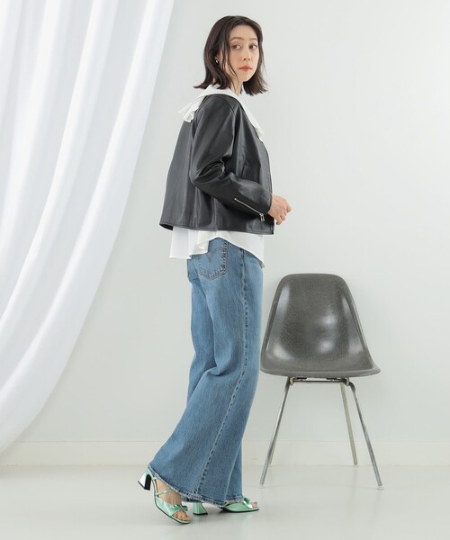 Ray BEAMS（レイビームス）の「LEVI’S(R) / RIBCAGE BELLS（デニムパンツ・レディース・ブルー・28inch/27inch/26inch）」の7枚目の写真