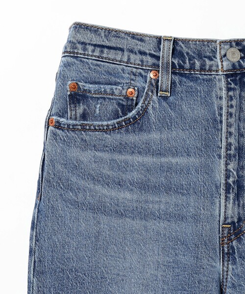Ray BEAMS（レイビームス）の「LEVI’S(R) / RIBCAGE BELLS（デニムパンツ・レディース・ブルー・28inch/27inch/26inch）」の3枚目の写真