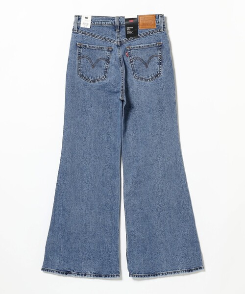 Ray BEAMS（レイビームス）の「LEVI’S(R) / RIBCAGE BELLS（デニムパンツ・レディース・ブルー・28inch/27inch/26inch）」の10枚目の写真