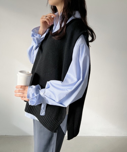 un+frame（アンフレーム）の「side slit knit vest／サイドスリットオーバーサイズ Vネックコットンニットベスト（ベスト・レディース・ブラック/グレー・FREE）」の5枚目の写真