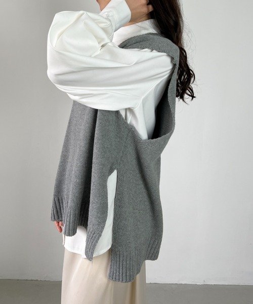un+frame（アンフレーム）の「side slit knit vest／サイドスリットオーバーサイズ Vネックコットンニットベスト（ベスト・レディース・ブラック/グレー・FREE）」の13枚目の写真