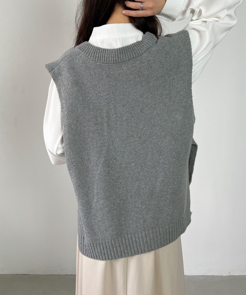 un+frame（アンフレーム）の「side slit knit vest／サイドスリットオーバーサイズ Vネックコットンニットベスト（ベスト・レディース・ブラック/グレー・FREE）」の15枚目の写真