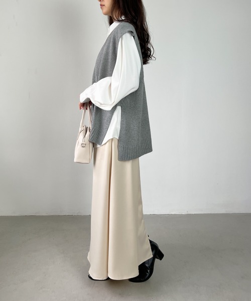 un+frame（アンフレーム）の「side slit knit vest／サイドスリットオーバーサイズ Vネックコットンニットベスト（ベスト・レディース・ブラック/グレー・FREE）」の18枚目の写真