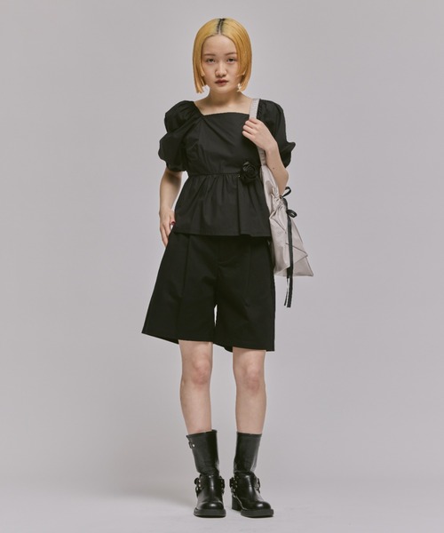 FEKETE(フェケテ)の「BACK OPEN RIBBON BLOUSE / パフスリーブバックオープンリボンブラウス(シャツ/ブラウス・レディース・レッド/ブラック/イエロー・FREE)」の17枚目の写真