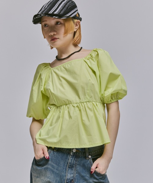 FEKETE(フェケテ)の「BACK OPEN RIBBON BLOUSE / パフスリーブバックオープンリボンブラウス(シャツ/ブラウス・レディース・レッド/ブラック/イエロー・FREE)」の8枚目の写真