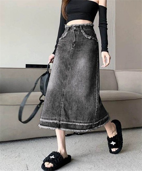 FREE STYLISTS(フリー スタイリスト)の「フリンジデサントデニムスカート(デニムスカート・レディース・ブルー/ライトブラック・XXL/L/XL/M/S)」の2枚目の写真