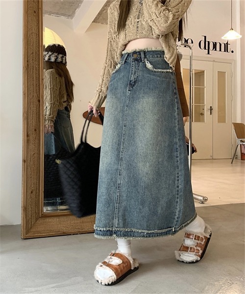 FREE STYLISTS(フリー スタイリスト)の「フリンジデサントデニムスカート(デニムスカート・レディース・ブルー/ライトブラック・XXL/L/XL/M/S)」の1枚目の写真