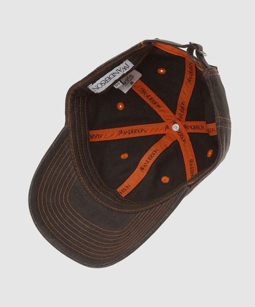 JW Anderson(ジェイダブリューアンダーソン)の「キャップ(キャップ・レディース・黄土色系/パープル系・ONE SIZE)」の7枚目の写真