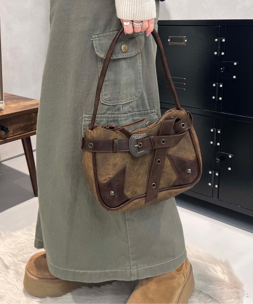 sedacle girl(セダクルガール)の「ウエスタンベルトハンドバッグ(ハンドバッグ・レディース・グレー/ブラウン/ブルー/ダークブラウン・FREE)」の17枚目の写真