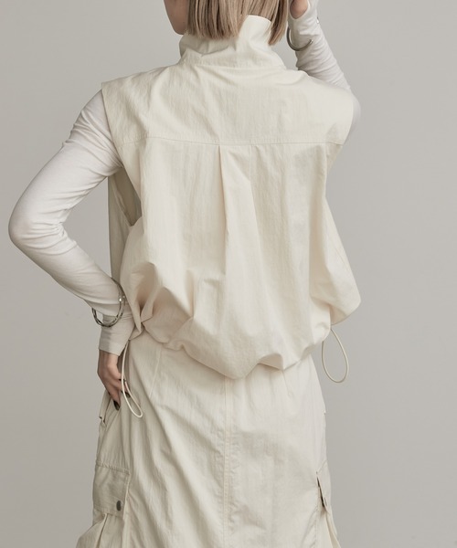 Lui's(ルイス)の「バルーンコンパクトベスト(ベスト・レディース・ブラック/オフホワイト・FREE)」の17枚目の写真