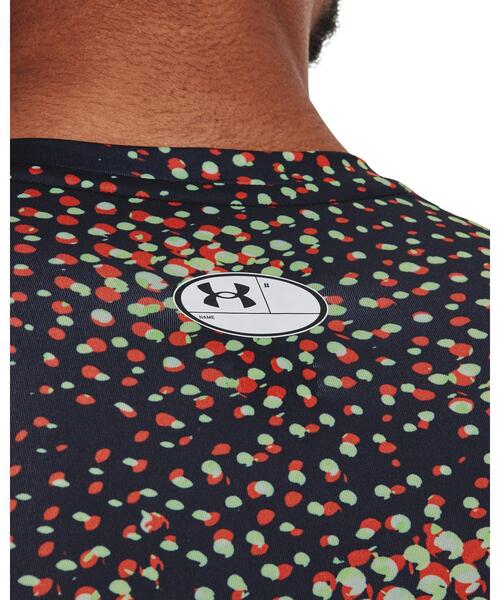 UNDER ARMOUR(アンダーアーマー)の「UAヒートギアアーマー プリント コンプレッション ショートスリーブシャツ(トレーニング/メンズ)(Tシャツ/カットソー・メンズ・ブラック系その他・XXL/M/S/XL/L)」の6枚目の写真