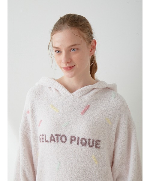 gelato pique（ジェラートピケ）の「【ONLINE限定】ベビモコアイスジャガードフーディワンピース（ルームワンピース・レディース・オフホワイト/ピンク・FREE）」の7枚目の写真