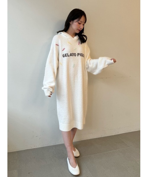 gelato pique（ジェラートピケ）の「【ONLINE限定】ベビモコアイスジャガードフーディワンピース（ルームワンピース・レディース・オフホワイト/ピンク・FREE）」の18枚目の写真