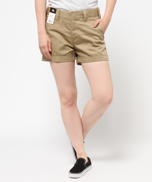 Dickies（ディッキーズ）の「センタープレス入りカラーショーツ（その他パンツ・レディース・グリーン/ダークネイビー/ヘザ－グレー/オレンジ/ベージュ・26inch/27inch/28inch）」の2枚目の写真