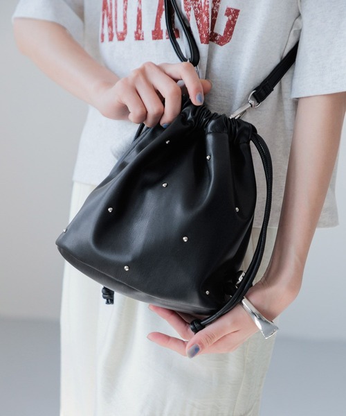 小物 rilakorila1223 スタッズキンチャクショルダー 109910（ショルダーバッグ）｜LOWRYS