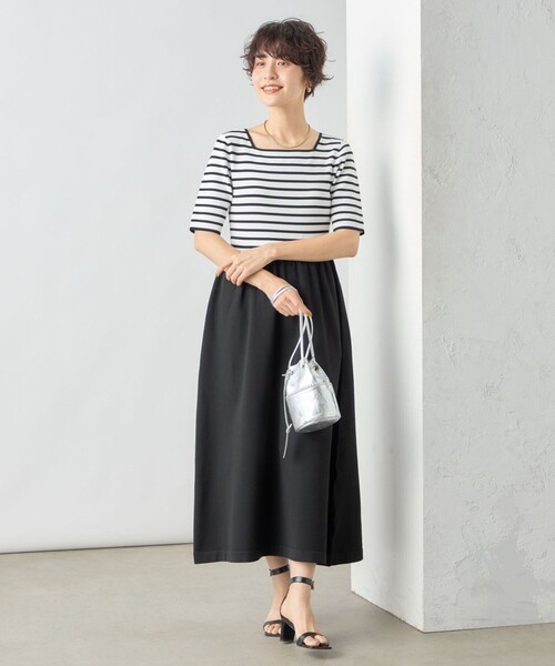 NOLLEY’S Sophi(ノーリーズソフィ)の「《手洗い可能》フィット&ギャザースクエアネックニットワンピース(ワンピース・レディース・ブラック系その他3/ネイビー・38/36)」の16枚目の写真