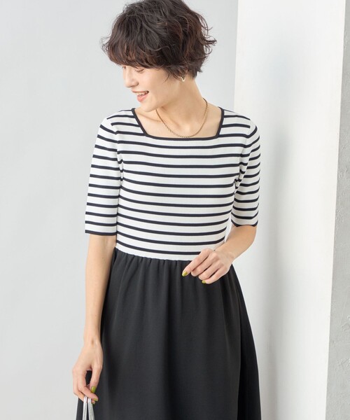 NOLLEY’S Sophi(ノーリーズソフィ)の「《手洗い可能》フィット&ギャザースクエアネックニットワンピース(ワンピース・レディース・ブラック系その他3/ネイビー・38/36)」の8枚目の写真