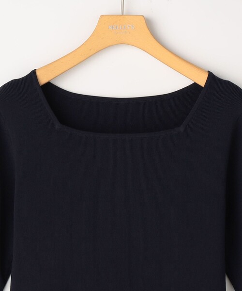 NOLLEY’S Sophi(ノーリーズソフィ)の「《手洗い可能》フィット&ギャザースクエアネックニットワンピース(ワンピース・レディース・ブラック系その他3/ネイビー・38/36)」の11枚目の写真