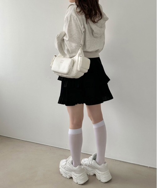 OLIVE des OLIVE（オリーブデオリーブ）の「ビジューブローチ付ZIPパーカー　1041060510（パーカー・レディース・オートミール/ネイビー/ホワイト・FREE）」の21枚目の写真