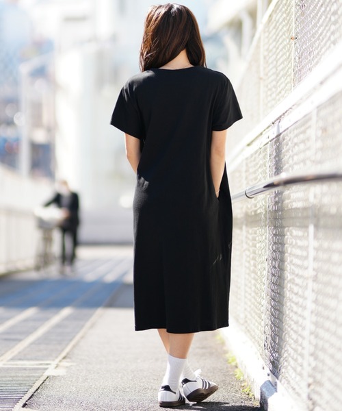 CHUMS(チャムス)の「CHUMS/チャムス ワンピース Tシャツ CH18-1259(ワンピース・レディース・ネイビー/グレイッシュベージュ/ブラック・M/L)」の6枚目の写真