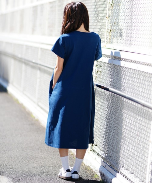 CHUMS(チャムス)の「CHUMS/チャムス ワンピース Tシャツ CH18-1259(ワンピース・レディース・ネイビー/グレイッシュベージュ/ブラック・M/L)」の14枚目の写真