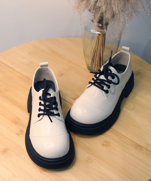 shoes365(シューズスリーシックスファイヴ)の「【shoes365】ラウンドトゥ厚底 ドレスシューズ(ドレスシューズ・レディース・ブラック/オフホワイト/ブラウン・22.5cm/23.0cm/23.5cm/24.0cm/24.5cm/25.0cm)」の6枚目の写真