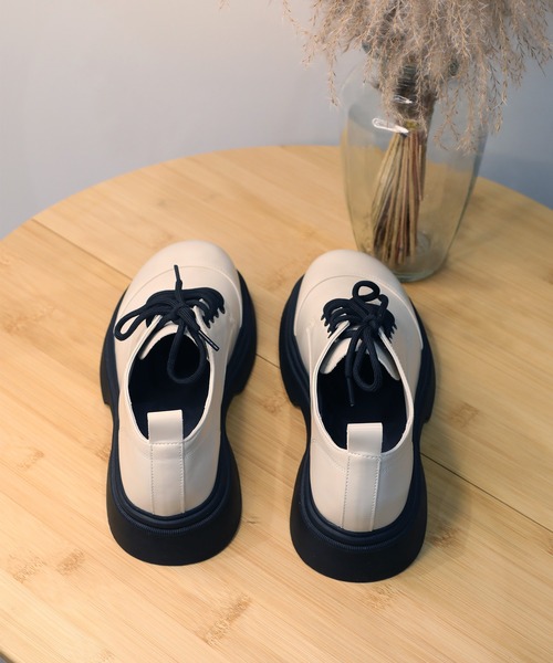 shoes365(シューズスリーシックスファイヴ)の「【shoes365】ラウンドトゥ厚底 ドレスシューズ(ドレスシューズ・レディース・ブラック/オフホワイト/ブラウン・22.5cm/23.0cm/23.5cm/24.0cm/24.5cm/25.0cm)」の11枚目の写真
