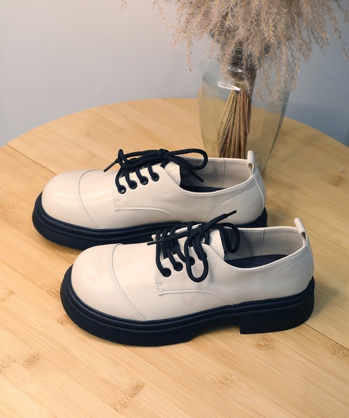 shoes365(シューズスリーシックスファイヴ)の「【shoes365】ラウンドトゥ厚底 ドレスシューズ(ドレスシューズ・レディース・ブラック/オフホワイト/ブラウン・22.5cm/23.0cm/23.5cm/24.0cm/24.5cm/25.0cm)」の13枚目の写真