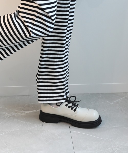 shoes365(シューズスリーシックスファイヴ)の「【shoes365】ラウンドトゥ厚底 ドレスシューズ(ドレスシューズ・レディース・ブラック/オフホワイト/ブラウン・22.5cm/23.0cm/23.5cm/24.0cm/24.5cm/25.0cm)」の16枚目の写真