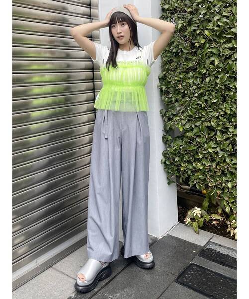 MURUA（ムルーア）の「チュールーフリルビスチェ（キャミソール・レディース・ブラック/ライトグリーン・FREE）」の4枚目の写真