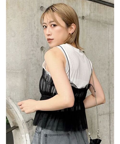 MURUA（ムルーア）の「チュールーフリルビスチェ（キャミソール・レディース・ブラック/ライトグリーン・FREE）」の8枚目の写真