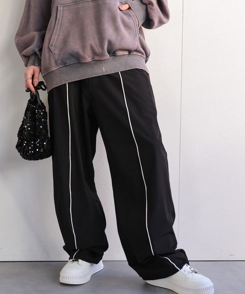VALENTINO ラバーロゴ サイドライン トラックパンツ 黒白 レースライントラックパンツ – WEGO ONLINE STORE