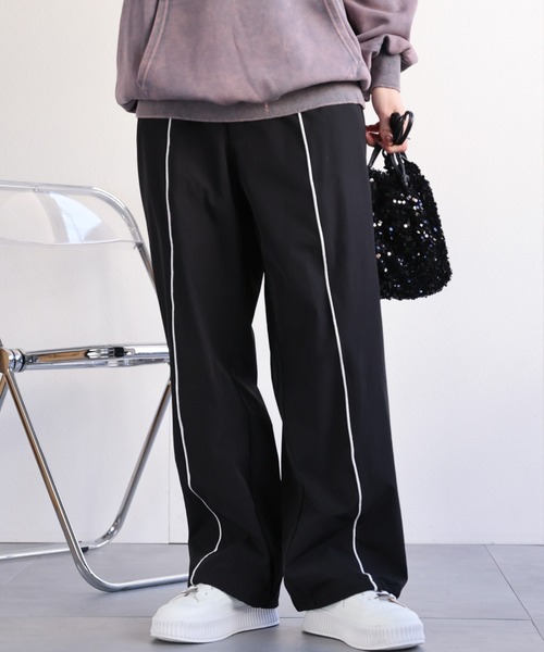 CREARE -LINO-(クレアーレリノ)の「ナイロンライントラックパンツ/セットアップ<ユニセックス>(その他パンツ・メンズ・ブラック/オフホワイト/チャコールグレー・M/L)」の16枚目の写真