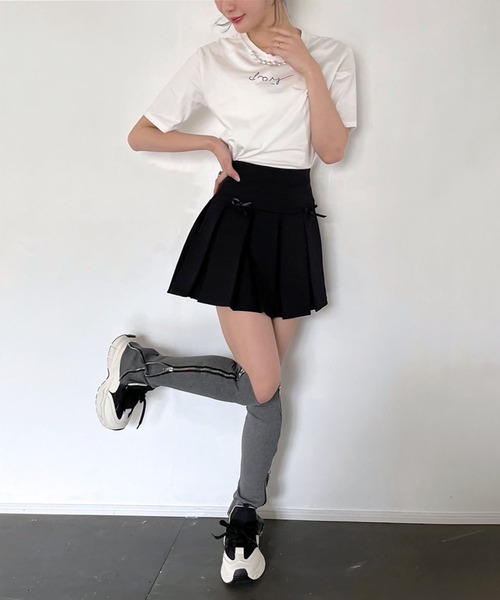 Jewelobe(ジュエローブ)の「ネックパールニュアンスロゴTシャツ(Tシャツ/カットソー・レディース・ブラック/ベージュ/ホワイト・FREE)」の19枚目の写真
