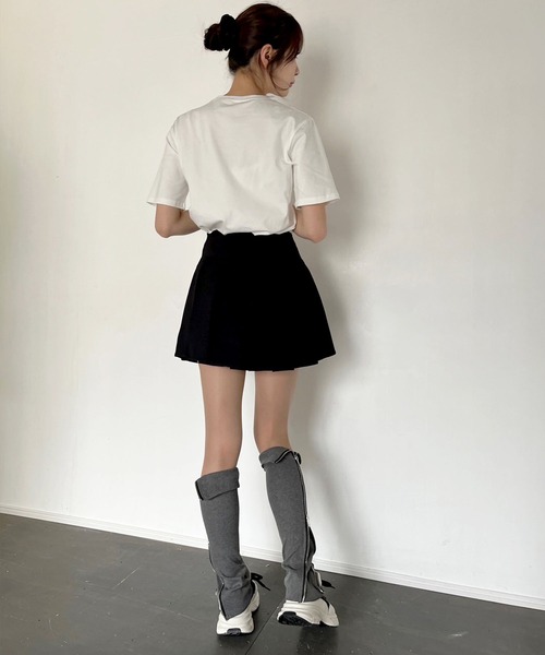 Jewelobe(ジュエローブ)の「ネックパールニュアンスロゴTシャツ(Tシャツ/カットソー・レディース・ブラック/ベージュ/ホワイト・FREE)」の20枚目の写真