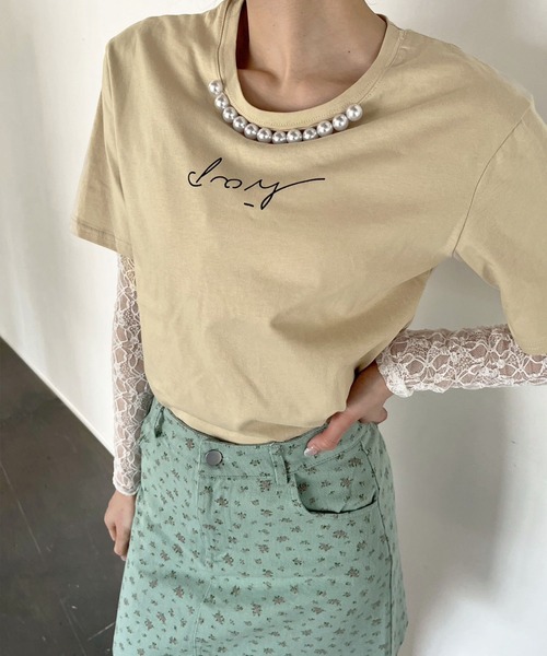Jewelobe(ジュエローブ)の「ネックパールニュアンスロゴTシャツ(Tシャツ/カットソー・レディース・ブラック/ベージュ/ホワイト・FREE)」の21枚目の写真