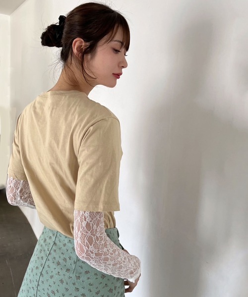 Jewelobe(ジュエローブ)の「ネックパールニュアンスロゴTシャツ(Tシャツ/カットソー・レディース・ブラック/ベージュ/ホワイト・FREE)」の11枚目の写真
